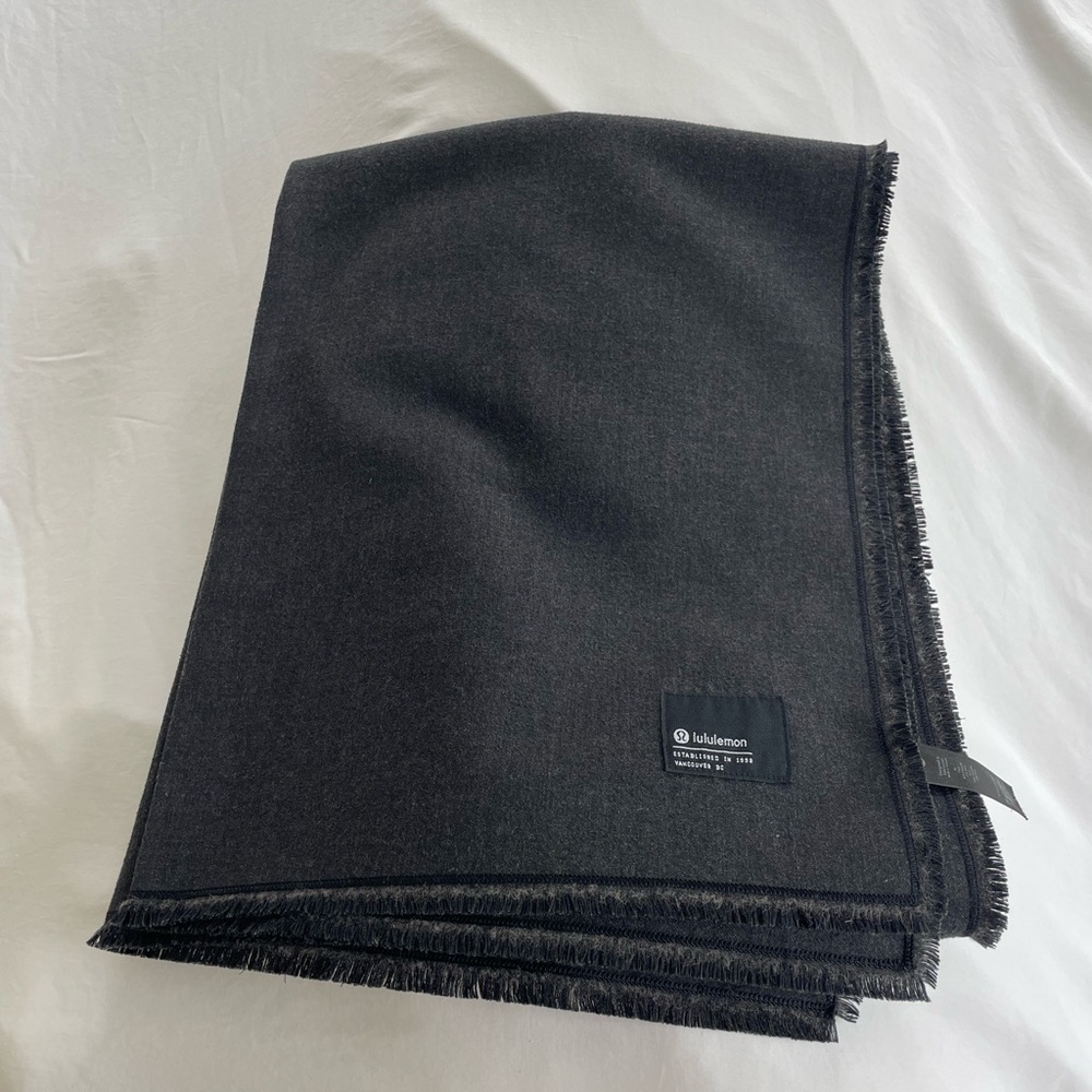 Lululemon Structured Grey Wool Blend Scarf